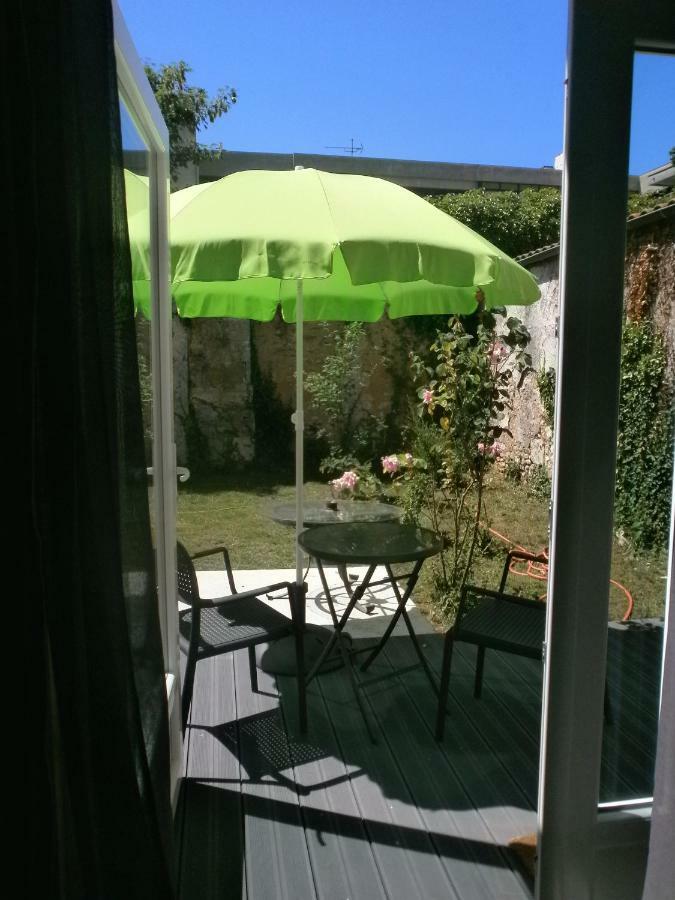 Les Bains Douches Aparthotel Périgueux Екстериор снимка
