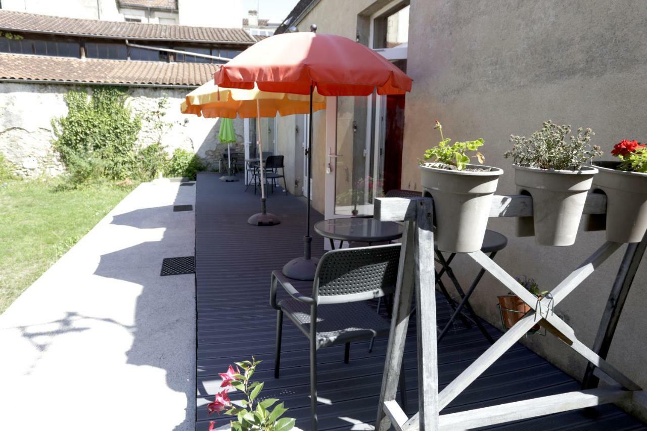Les Bains Douches Aparthotel Périgueux Екстериор снимка